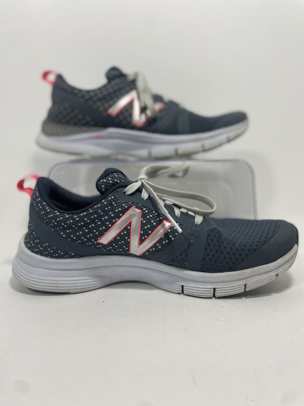 New Balance Women's WX715TM1 Running Shoes Sneakers Size 9